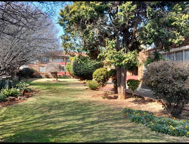 2 BEDROOM APARTMENT FOR SALE IN FLORIDA